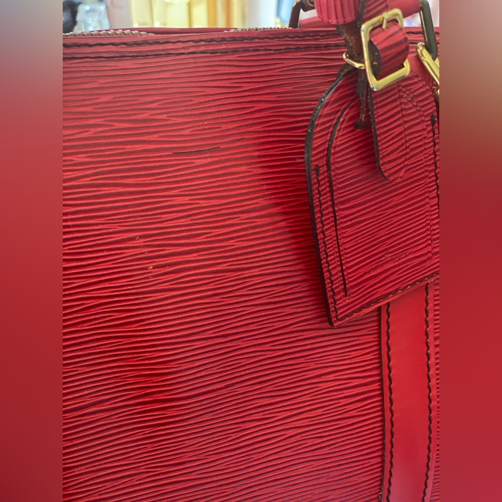 LOUIS VUITTON 'KEEPALL 60' RED EPI DUFFLE BAG - Picture 8 of 15